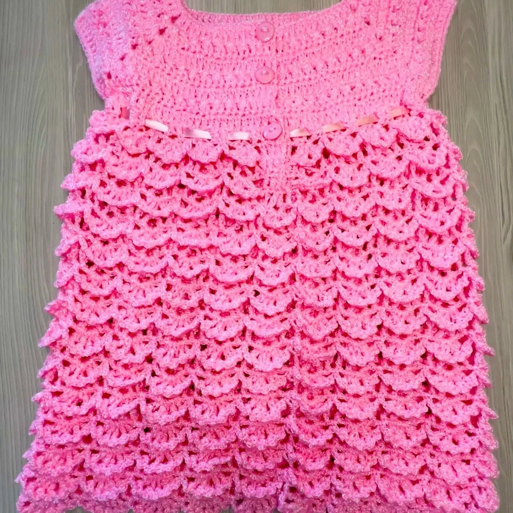 Handmade Crochet Baby Girl Dress Pink Layered Shell Stitch Ruffle Infant 6-12 M‎